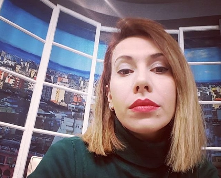 Një pyetje kam për ju që vini çdo verë: Kur sju pëlqen, pse ktheheni more? Na lini rehat neve që jetojmë këtu në këtë “shëmtinë” tonë Një pyetje kam për ju që vini çdo verë: Kur sju pëlqen, pse ktheheni more? Na lini rehat neve që jetojmë këtu në këtë “shëmtinë” tonë