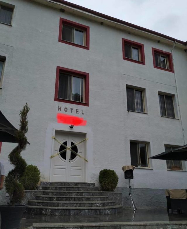 Bllokohet hoteli në pronësi të ish-deputetit të PD-së, Rama: Kushdo që shkel ligjin, le t’i bjerë lapsit! Bllokohet hoteli në pronësi të ish-deputetit të PD-së, Rama: Kushdo që shkel ligjin, le t’i bjerë lapsit!