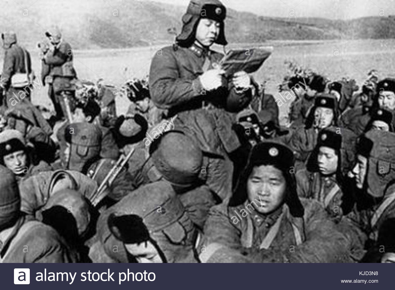 Kllouni Basha tallet me viktimat e tij: Takon një nga piromanët e KZAZ-ve dhe e bënë hero si “Lej Feni biri i popullit kinez”: Nesër do mbajnë radhë për fotografi me ty! Kllouni Basha tallet me viktimat e tij: Takon një nga piromanët e KZAZ-ve dhe e bënë hero si “Lej Feni biri i popullit kinez”: Nesër do mbajnë radhë për fotografi me ty!