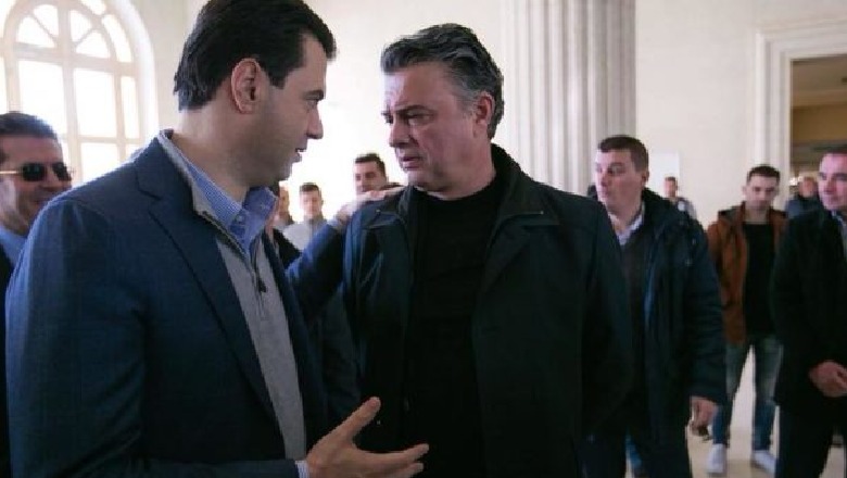 S’do fitojmë kurrë pa transparencë! Ristani godet Bashën: Nxori PD-në jashtë sistemit S’do fitojmë kurrë pa transparencë! Ristani godet Bashën: Nxori PD-në jashtë sistemit