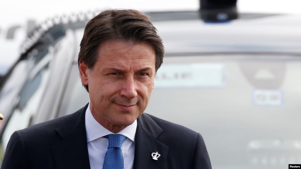 Lëvizje të bujshme në skenën politike në Itali, Matteo Salvinin e nxjerrin jashtë loje? Lëvizje të bujshme në skenën politike në Itali, Matteo Salvinin e nxjerrin jashtë loje?