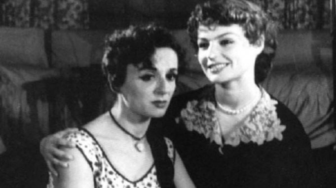 Ylli akoma në ndriçim Margarita Xhepa kujton me nostalgji tre rolet e para që i besoi regjisorja ruse Zina Andri Ylli akoma në ndriçim Margarita Xhepa kujton me nostalgji tre rolet e para që i besoi regjisorja ruse Zina Andri