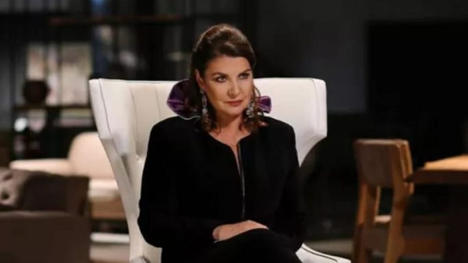 “Për ty mbretëreshë!”, Rajmonda Bulku, merr një kompliment të veçantë “Për ty mbretëreshë!”, Rajmonda Bulku, merr një kompliment të veçantë