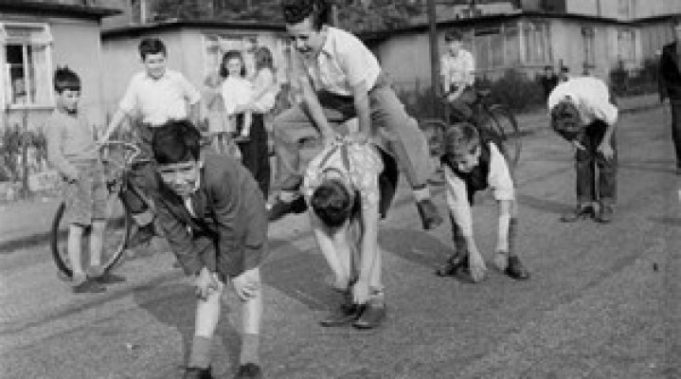 Fëmijëria jonë, atëherë kur rrjetet sociale nuk ekzistonin