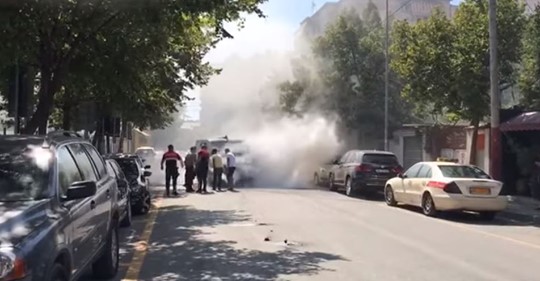 Merr flakë “blinda” e transportit të parave në Tiranë Merr flakë “blinda” e transportit të parave në Tiranë