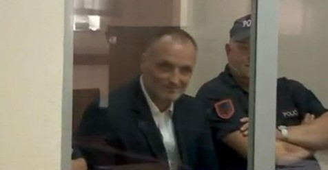 Izet Haxhia i drejtohet Apelit dhe sfidon gjyqtarët! Ndizet beteja për dosjen “Hajdari”: Sali Berisha i pari që do thirret si dëshmitar në Shtator