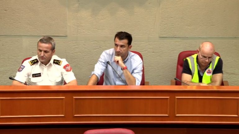 Mblidhet shtabi i Emergjencave Civile, ky është numri i pallateve të dëmtuara në Tiranë Mblidhet shtabi i Emergjencave Civile, ky është numri i pallateve të dëmtuara në Tiranë