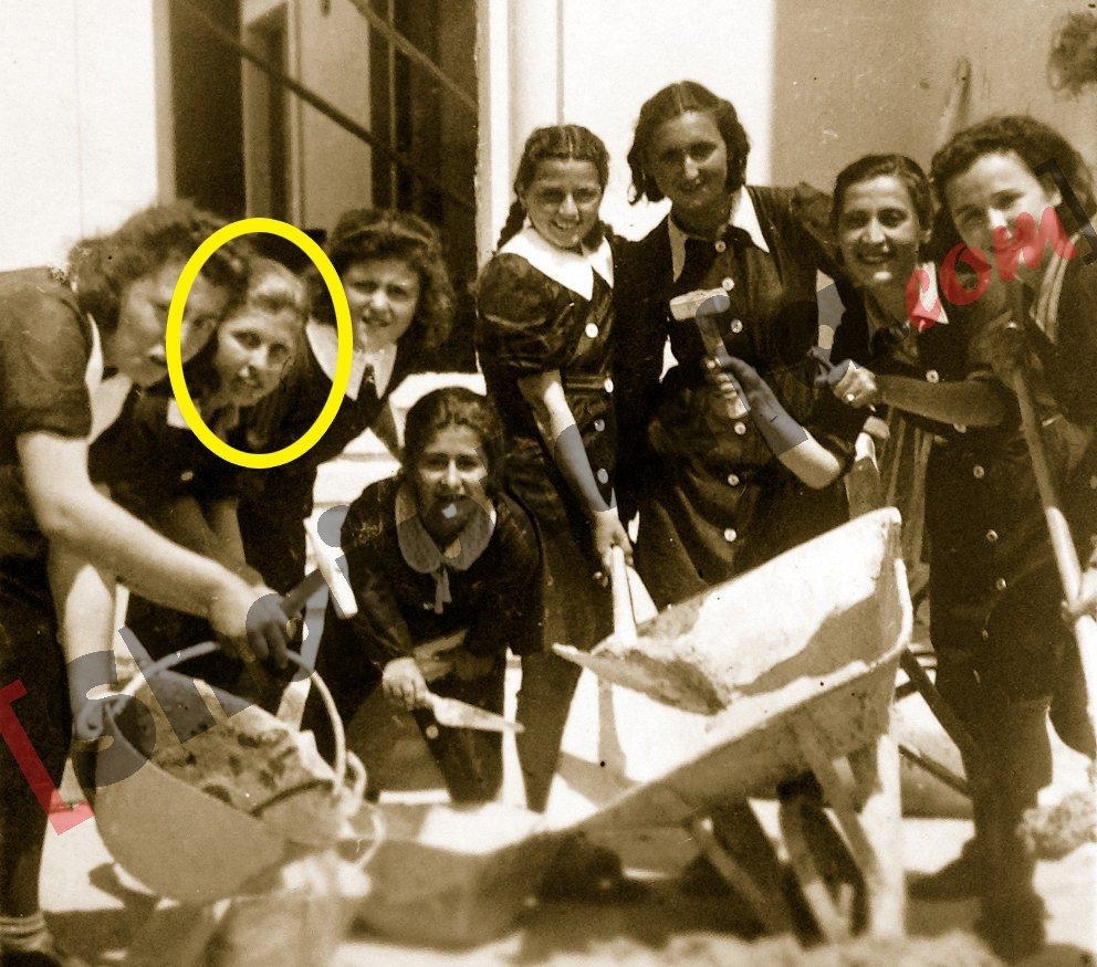 Hoxha letër Nako Spiru: E pushkatuan Ramizen se s’ish sjellë mirë djallja! Po të kuptohet keq çështja e dashuris së lirë ahere kalojmë fare lehtë në ku*vëri! Hoxha letër Nako Spiru: E pushkatuan Ramizen se s’ish sjellë mirë djallja! Po të kuptohet keq çështja e dashuris së lirë ahere kalojmë fare lehtë në ku*vëri!