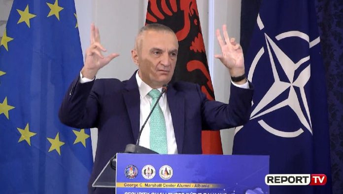 Përplasja me ‘Venecian’ dëshmon se kemi një President qesharak