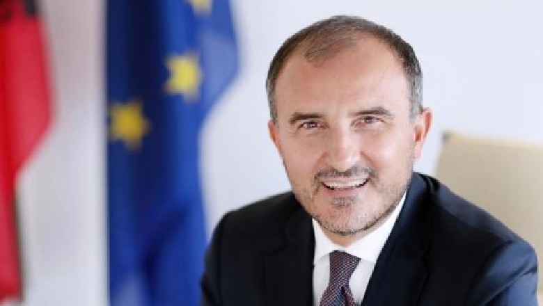 Soreca: Merret vendimi i madh, Gjermania i thotë ‘PO’ Shqipërisë për çeljen e negociatave me BE Soreca: Merret vendimi i madh, Gjermania i thotë ‘PO’ Shqipërisë për çeljen e negociatave me BE