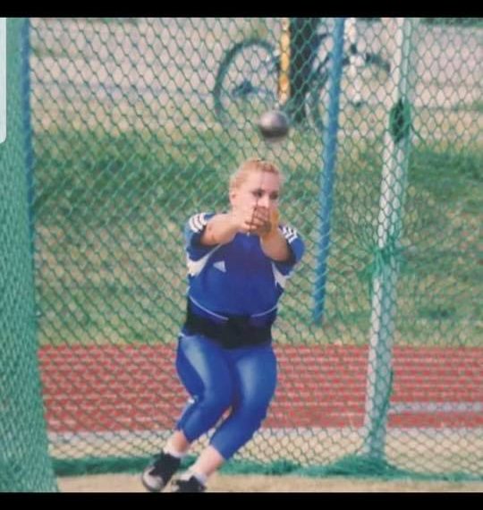 Mos vrapon por pedaloni?! Versioni i kryeqytetit që nuk ka asnjë pistë atletike Mos vrapon por pedaloni?! Versioni i kryeqytetit që nuk ka asnjë pistë atletike