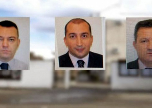 Panë ndeshjen e futbollit me paratë e biznesmenit: Prokurorët kërkojnë 9.5 vite b.urg për 3 gjyqtarët e Apelit Durrës Panë ndeshjen e futbollit me paratë e biznesmenit: Prokurorët kërkojnë 9.5 vite b.urg për 3 gjyqtarët e Apelit Durrës