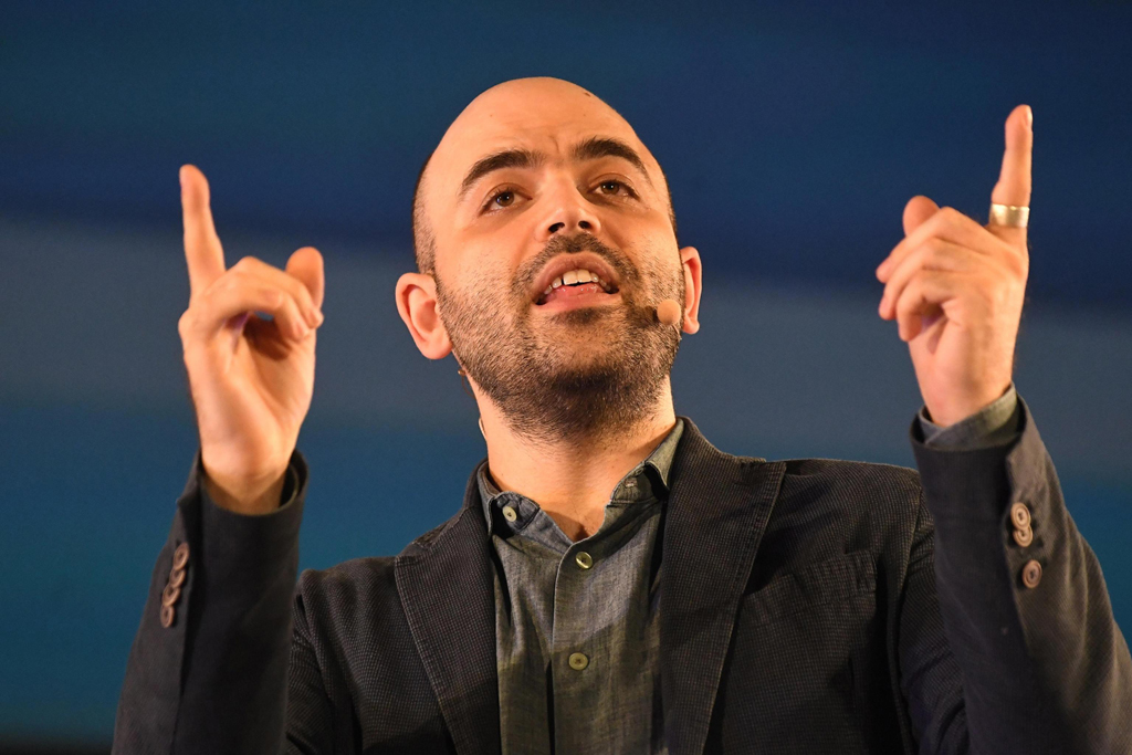 INTERVISTA/ Autori i “Gomorra” Roberto Saviano: Mafia në Amsterdam është shumë më keq se në Napoli INTERVISTA/ Autori i “Gomorra” Roberto Saviano: Mafia në Amsterdam është shumë më keq se në Napoli