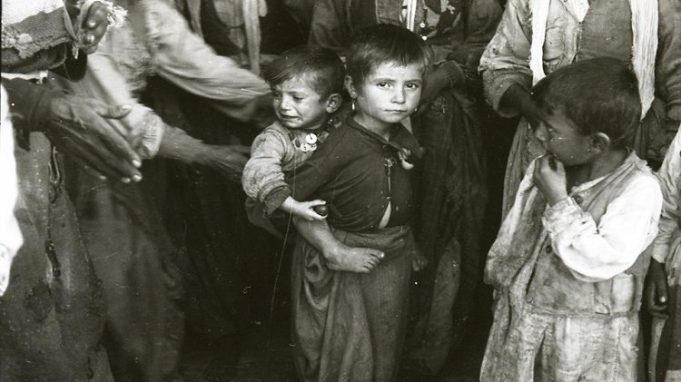 “Çamëria është e do mbetet plagë e hapur në trupin e shqiptarisë” “Çamëria është e do mbetet plagë e hapur në trupin e shqiptarisë”