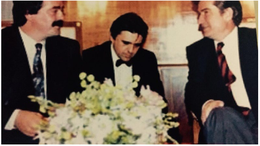 7 milionë litra karburant në javë! Amerikanët zbardhin detajet: Ja si Berisha theu embargon e naftës me Jugosllavinë 7 milionë litra karburant në javë! Amerikanët zbardhin detajet: Ja si Berisha theu embargon e naftës me Jugosllavinë