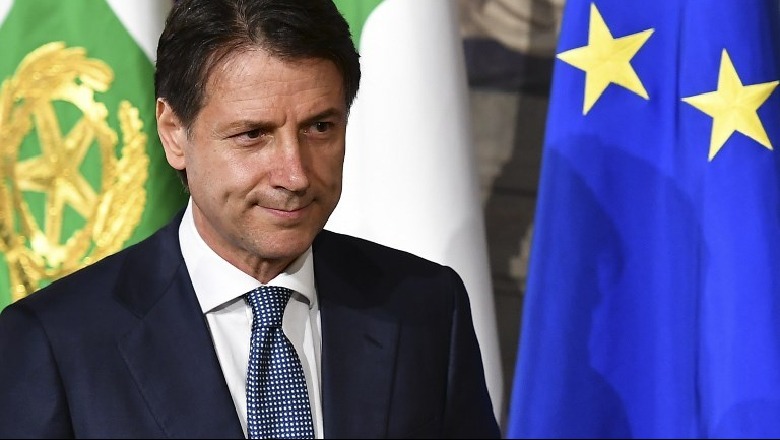 Kryeministri italian Giuseppe Conte viziton sot Shqipërinë, takim me Ramën dhe Metën Kryeministri italian Giuseppe Conte viziton sot Shqipërinë, takim me Ramën dhe Metën