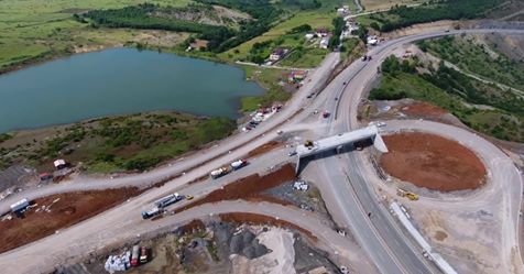 Rruga e Kombit edhe 45 mln euro investim pasi 230 milion i mori Luli! Po ribëhet, riparohen urat dhe po ndërtohen mbikalimet Rruga e Kombit edhe 45 mln euro investim pasi 230 milion i mori Luli! Po ribëhet, riparohen urat dhe po ndërtohen mbikalimet