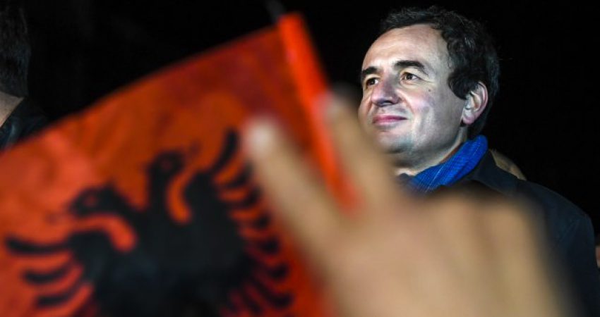 Hashim Thaçi del me deklaratën t.ronditëse dhe jep emrin: Albin Kurti dhe Glauk Konjufca themelues të një organizatës së shkatrruar famkeqe, “Syri i Popullit” Hashim Thaçi del me deklaratën t.ronditëse dhe jep emrin: Albin Kurti dhe Glauk Konjufca themelues të një organizatës së shkatrruar famkeqe, “Syri i Popullit”