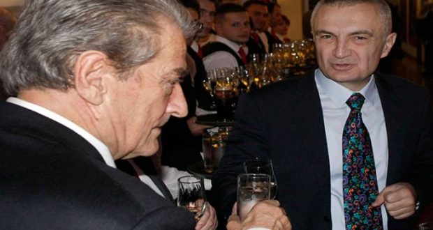 Lëreni Metën e Berishën të kërkojnë armatosje