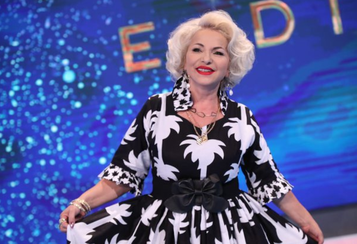 “Më ka ardhur turp, ja si e paguaja shkollën e Rozës”, Rita Lati bën rrëfimin e papritur: Tak zarfin dhe… “Më ka ardhur turp, ja si e paguaja shkollën e Rozës”, Rita Lati bën rrëfimin e papritur: Tak zarfin dhe…