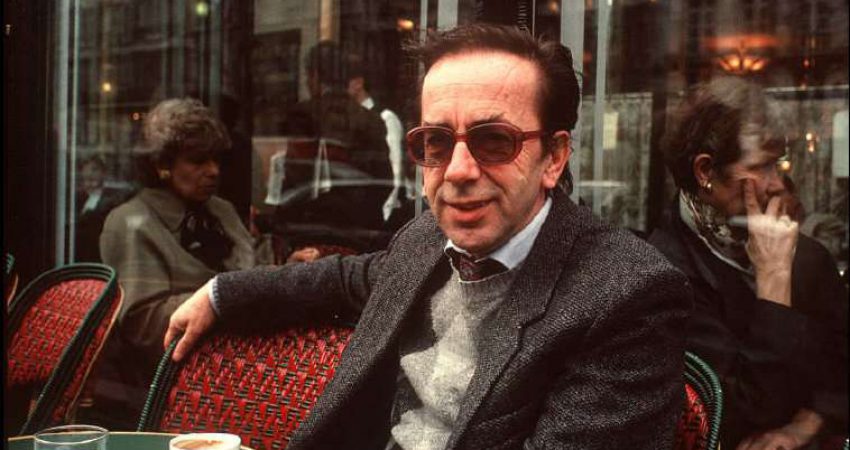 Ndërron jetë në moshën 88 vjeçare shkrimtari Ismail Kadare Ndërron jetë në moshën 88 vjeçare shkrimtari Ismail Kadare