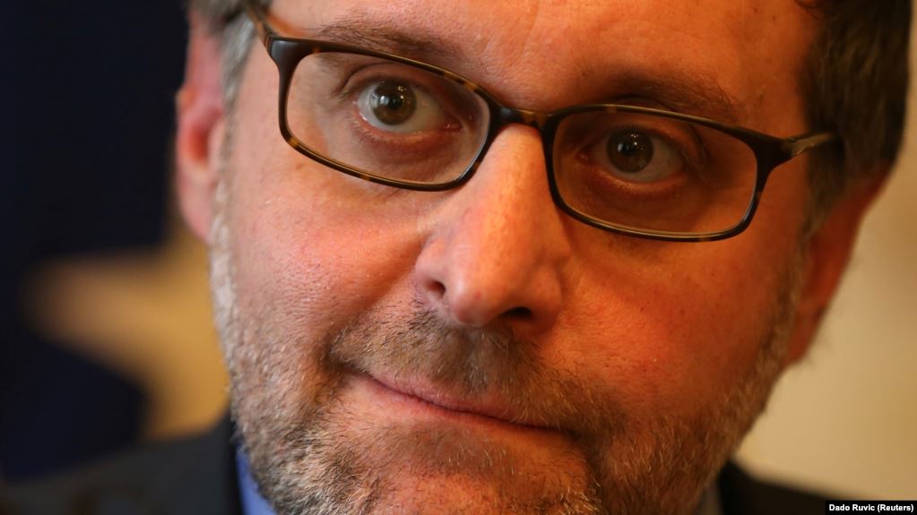 Palmer: Duke bllokuar përparimin e Shqipërisë, BE jep sinjale negative për aspirantët e tjerë