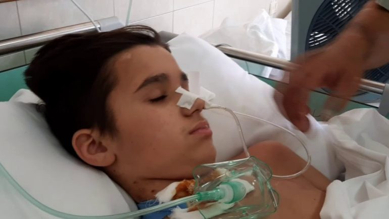 Deputeti Halit Valteri kërkon 1 minutë heshtje në Kuvend, për v.dekjen e 14-vjeçarit dhe një dedikim prekës  për Renisin e vogël