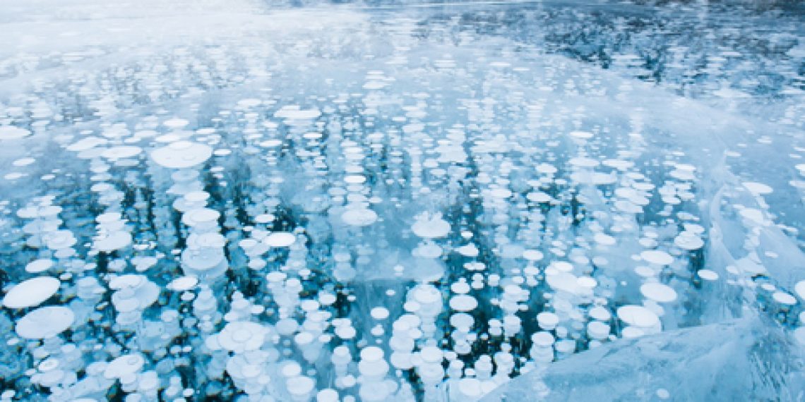 80 shkencëtarë në Siberi: Deti po vlon! (Foto) 80 shkencëtarë në Siberi: Deti po vlon! (Foto)