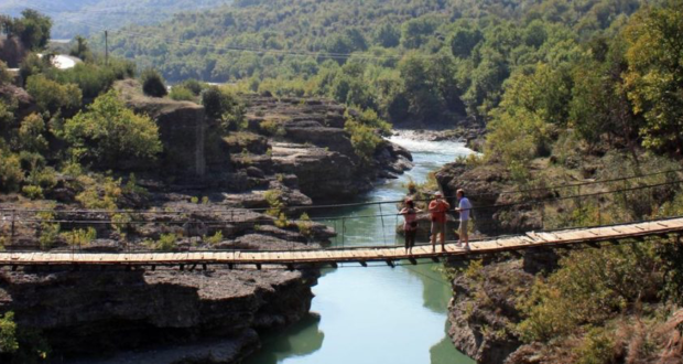 Leonardo Di Caprio, apel për mbrojtjen e Vjosës (Video) Leonardo Di Caprio, apel për mbrojtjen e Vjosës (Video)