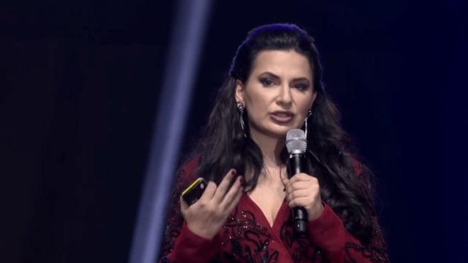 Njihuni me “bullgaro-gjermanen” që krijoi firmën e madhe piramidale: Mashtroi milionerët dhe u zhduk me 3.5 miliardë dollarë! Njihuni me “bullgaro-gjermanen” që krijoi firmën e madhe piramidale: Mashtroi milionerët dhe u zhduk me 3.5 miliardë dollarë!