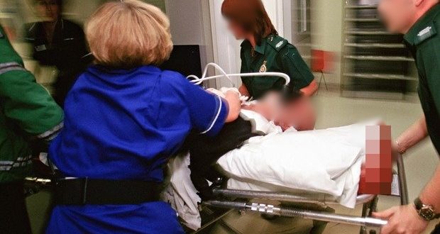 Nxirret viktima e parë nga rrënojat e pallatin në Durrës