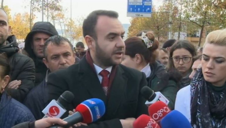 Sulmi ndaj punonjësve të policisë dhe IKMT-së tek Astiri: Arrestohen dhe shpallen në kërkim “trimat”