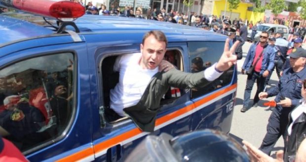 Viti i një proteste që ka lindur e vdekur Viti i një proteste që ka lindur e vdekur