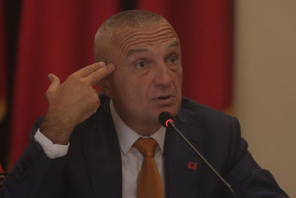 Ilir Meta dhe rruga e katërt e shqiptarëve! Ilir Meta dhe rruga e katërt e shqiptarëve!