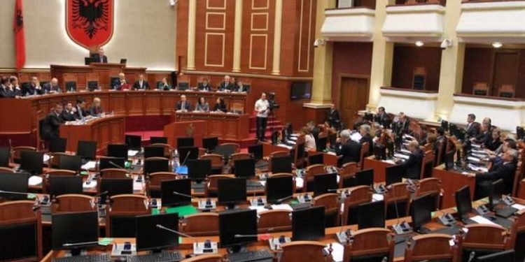 Emërimi i Marsida Xhaferllarit: Kuvendit rezoluta e kundër Metës! Kërcënim me shkarkim të shpejt… ultimatum të ndal luftë ndaj Reformës në Drejtësi Emërimi i Marsida Xhaferllarit: Kuvendit rezoluta e kundër Metës! Kërcënim me shkarkim të shpejt… ultimatum të ndal luftë ndaj Reformës në Drejtësi