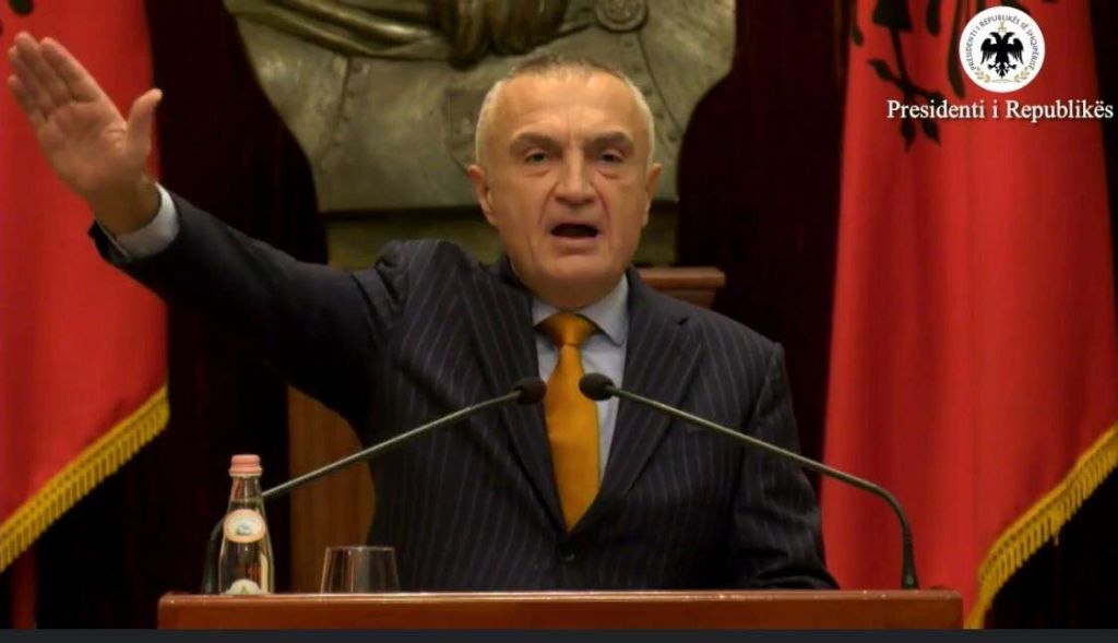 Ilir Meta “tradhton” Berishën dhe kthen sytë nga mazhoranca, tërheq akuzat ndaj Ramës për ndryshimin e kufirit Kosovë-Serbi