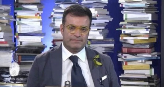 Arrestohet politikani i njohur: Akuzohet se shërbente si korier e ndërlidhës me krerët e m.afies Arrestohet politikani i njohur: Akuzohet se shërbente si korier e ndërlidhës me krerët e m.afies