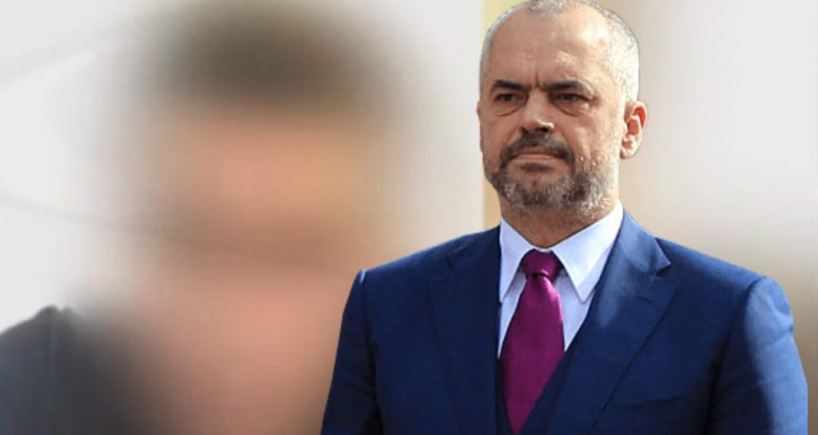 “Do të të fus p.lumbin ballit”! Lirohet i riu që kërcënoi me jetë Edi Ramën, zbardhet dëshmia e tij dhe kush e kishte ‘nxitur’ të terrorizonte kryeministrin “Do të të fus p.lumbin ballit”! Lirohet i riu që kërcënoi me jetë Edi Ramën, zbardhet dëshmia e tij dhe kush e kishte ‘nxitur’ të terrorizonte kryeministrin