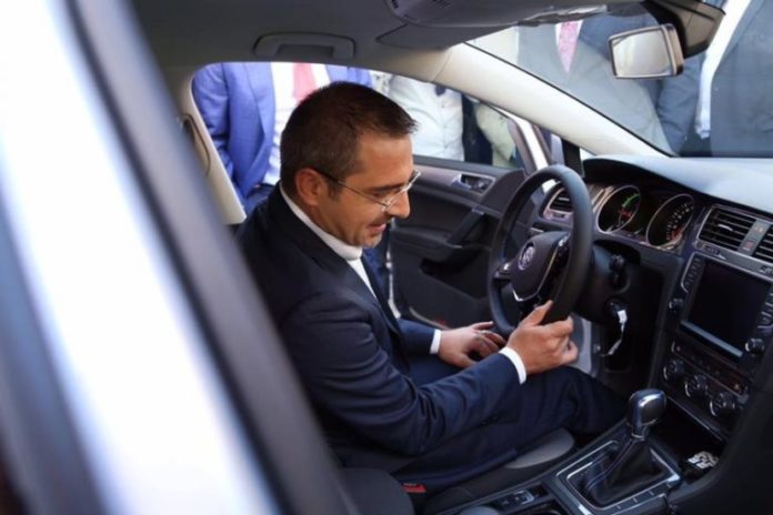 Lirimi i Tahirit, zbardhet vendimi i Gjykatës: Lejohet që gjatë qëndrimit në shtëpi të largohet nga vendbanimi tij për plotësimin e nevojave të domosdoshme familjare Lirimi i Tahirit, zbardhet vendimi i Gjykatës: Lejohet që gjatë qëndrimit në shtëpi të largohet nga vendbanimi tij për plotësimin e nevojave të domosdoshme familjare