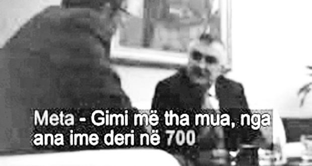 “Hjeksi” i tragjedisë Sali Berisha: 21 janari (i Ilir Metës) u ndërtua mbi një mashtrim “Hjeksi” i tragjedisë Sali Berisha: 21 janari (i Ilir Metës) u ndërtua mbi një mashtrim