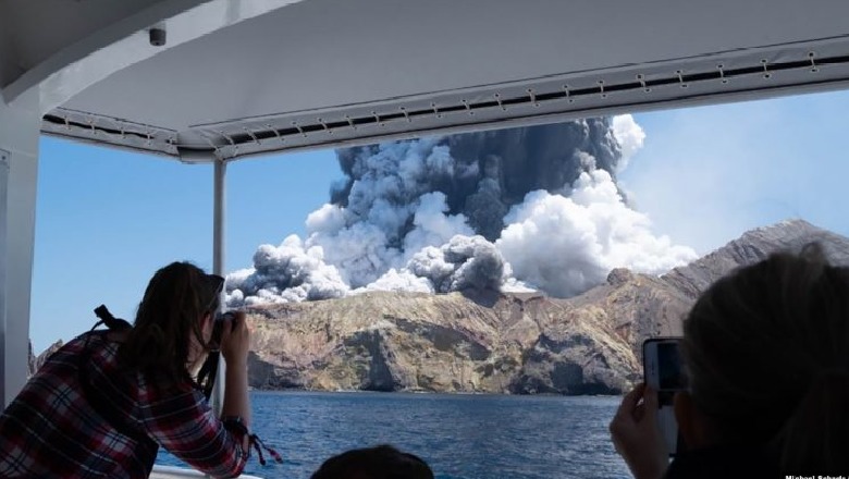 Vullkani në Zelandë/ Policia: Në ishull nuk ka asnjë të mbijetuar, të plagosurit në rrezik për jetën (Video)