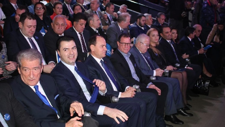 Spastrim masive në PD: 37 figurina ikin nga Këshilli dhe Kuvendi Kombëtar, mbetet Berisha dhe “zogjtë që nuk cicërijnë” (LISTA) Spastrim masive në PD: 37 figurina ikin nga Këshilli dhe Kuvendi Kombëtar, mbetet Berisha dhe “zogjtë që nuk cicërijnë” (LISTA)