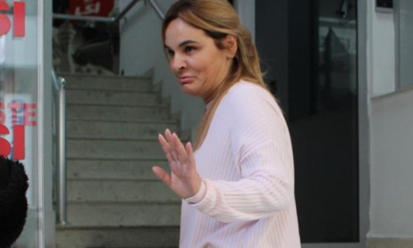 Shënim/ Pse është “çmendur” Mona?! Shënim/ Pse është “çmendur” Mona?!