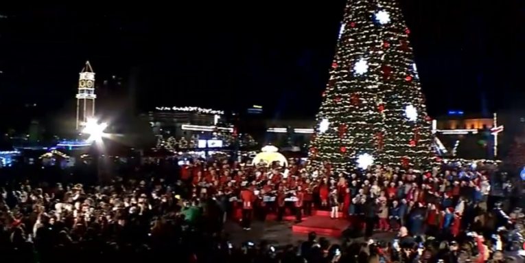 “Kërkohen donacione edhe për buzëqeshje si shpëtim nga çmendina!” “Kërkohen donacione edhe për buzëqeshje si shpëtim nga çmendina!”