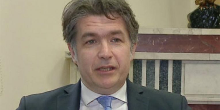 Drejtori Ekzekutiv për Shqipërinë tregon sa miliona euro do akordojë Banka Botërore në ndihmë pas tërmetit