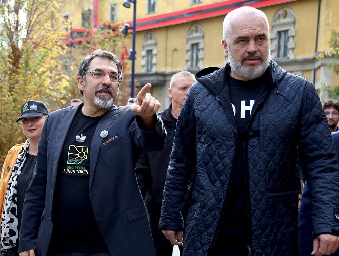 I ndërpreu fjalën gjatë takimit me ndërtuesit! Rama i kthehet ministrit : Më lër të flas, për atë punë je aty I ndërpreu fjalën gjatë takimit me ndërtuesit! Rama i kthehet ministrit : Më lër të flas, për atë punë je aty