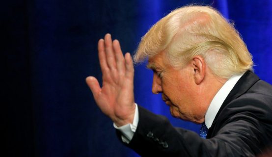 Donald Trump, sërish në “luftë me mullinjtë e erës”: Janë të zhurmshëm dhe vrasin shqiponjat me kokë të bardhë Donald Trump, sërish në “luftë me mullinjtë e erës”: Janë të zhurmshëm dhe vrasin shqiponjat me kokë të bardhë