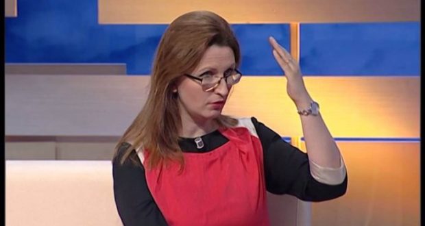 Që prej 30 Qershorit u shpreh kundër Këshillit të ri Bashkiak të Shkodrës, Voltana Ademi bën lëvizjen e papritur, shfaqet për herë të parë në… Që prej 30 Qershorit u shpreh kundër Këshillit të ri Bashkiak të Shkodrës, Voltana Ademi bën lëvizjen e papritur, shfaqet për herë të parë në…