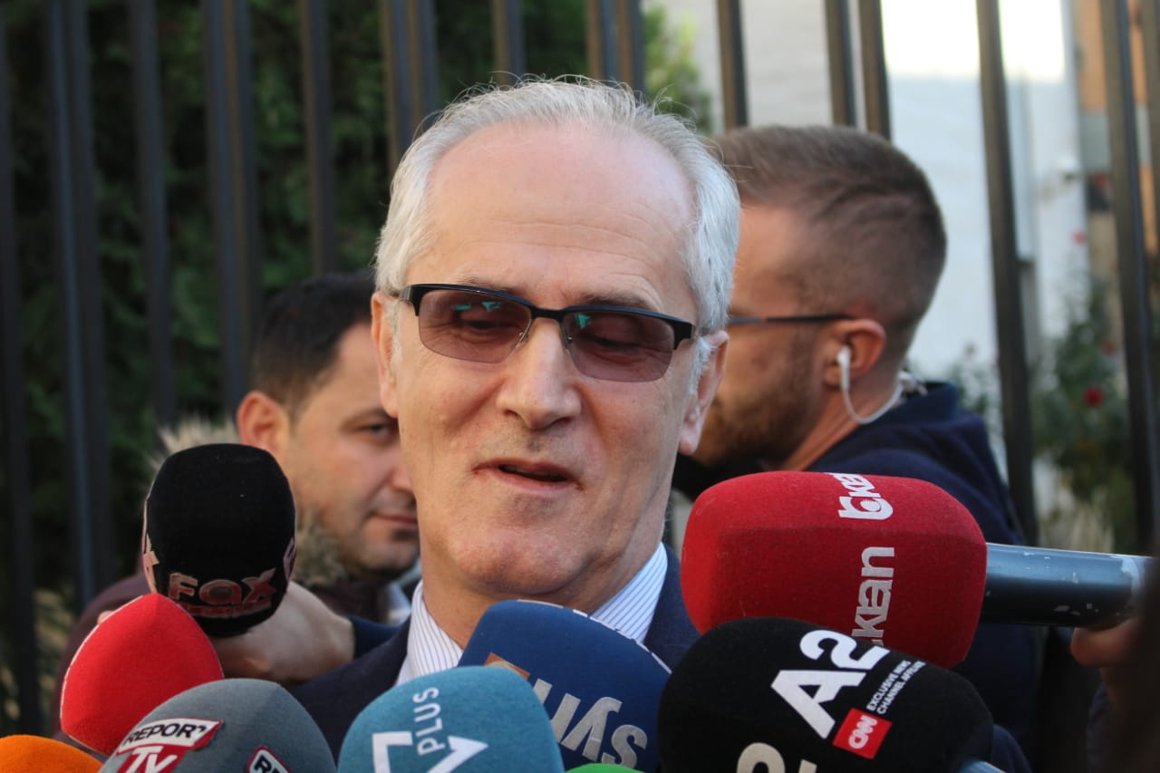 Reagon “armiku” i betuar i Ilir Metës pas vlerësimit nga DASH si kampioni i luftës ndaj korrupsionit