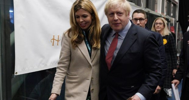 Zyrtare/ Konservatorët fitojnë bindshëm, lideri i Laburistëve jep dorëheqjen pas humbjes drastike